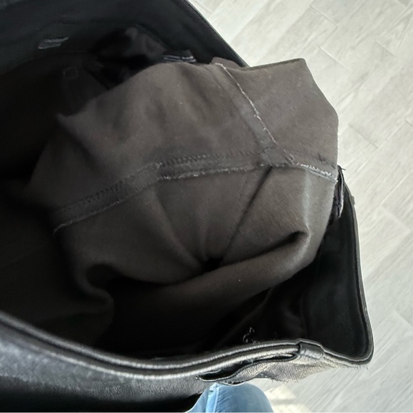 Theory 5 Pocket Flare Pant Jeans in Leather Black Size 0 Ankle Crop Quiet Luxury - Picture 14 of 16